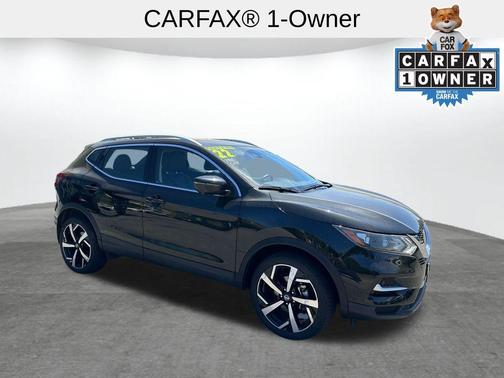 Magnetic Black 2022 Nissan Rogue Sport SL