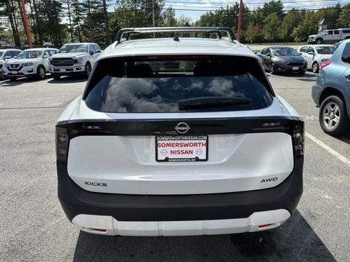 2026 Nissan Kicks SV