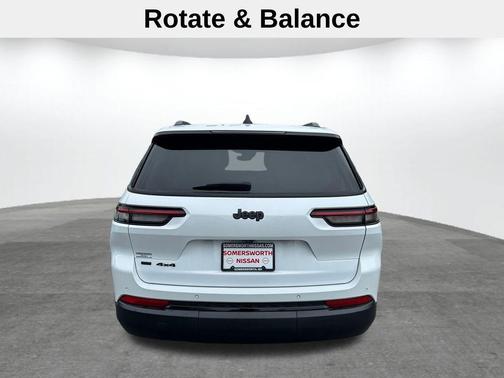 Bright White Clearcoat 2023 Jeep Grand Cherokee L Laredo