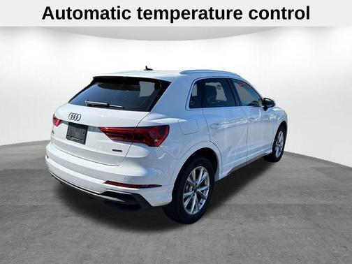 Arkona White 2024 Audi Q3 45 S line Premium