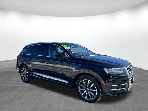 2019 Audi Q7 45 Premium Plus