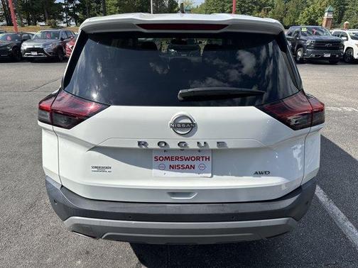 2022 Nissan Rogue S