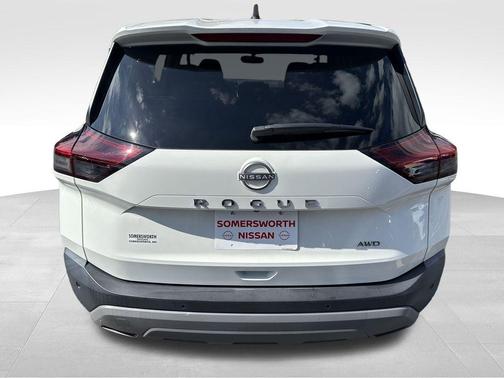 2022 Nissan Rogue S
