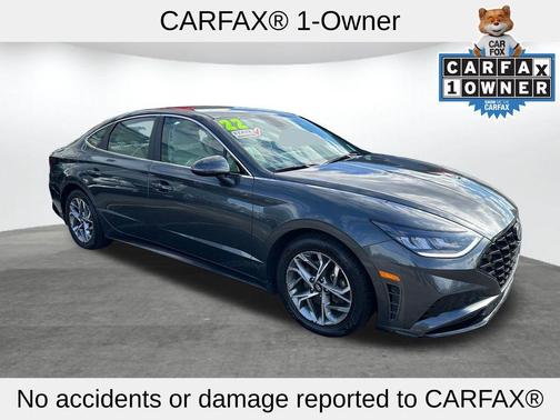 2022 Hyundai SONATA SEL