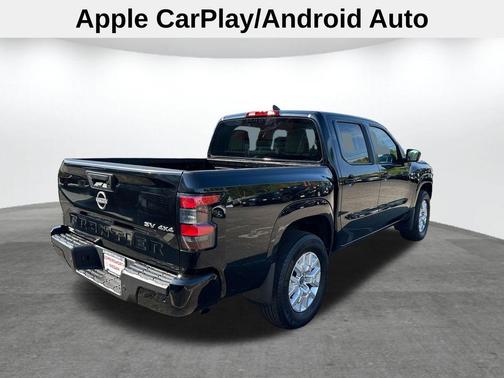 Black 2023 Nissan Frontier SV