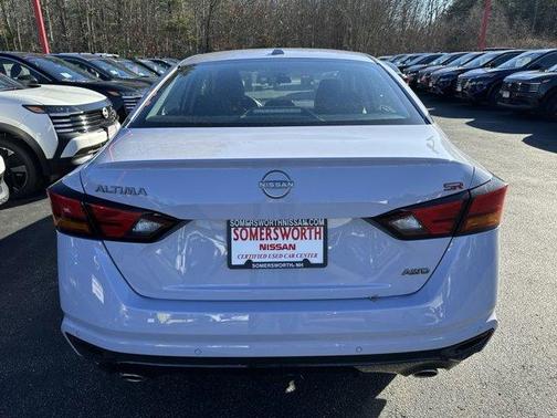 2025 Nissan Altima SR