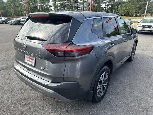 2022 Nissan Rogue SV