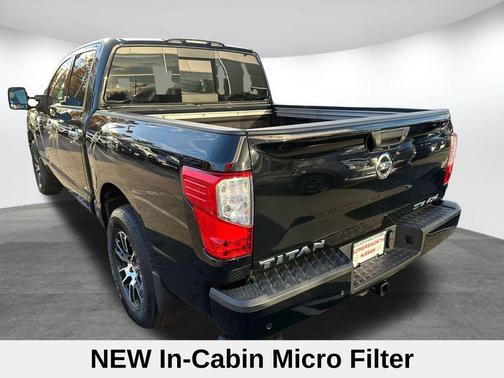 2021 Nissan Titan SV