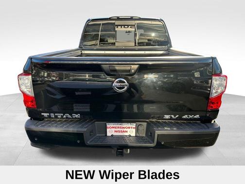 2021 Nissan Titan SV
