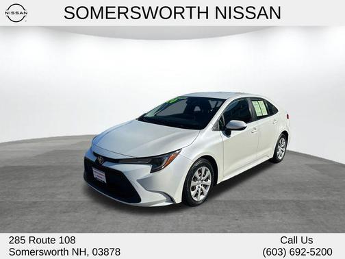 Blizzard Pearl 2020 Toyota Corolla LE