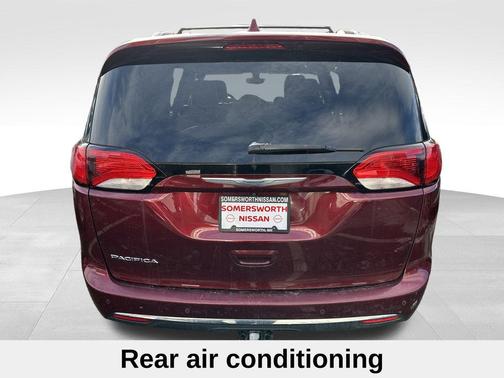 2017 Chrysler Pacifica Touring-L Plus