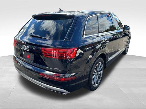 2017 Audi Q7 2.0T Premium