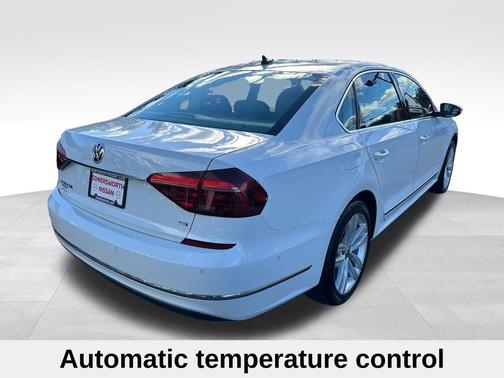 2018 Volkswagen Passat 2.0T SEL Premium