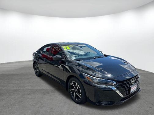 Black 2024 Nissan Sentra SV