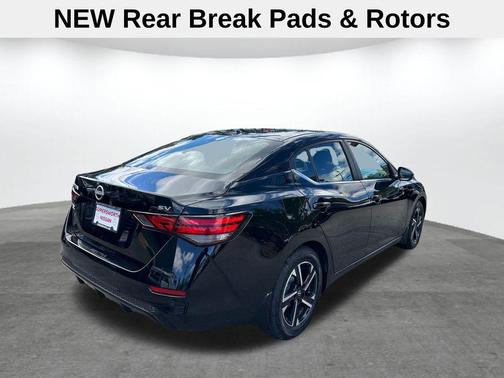 Black 2024 Nissan Sentra SV