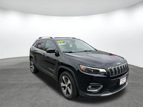 Diamond Black 2019 Jeep Cherokee Limited