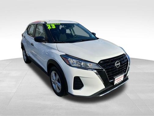 2023 Nissan Kicks S