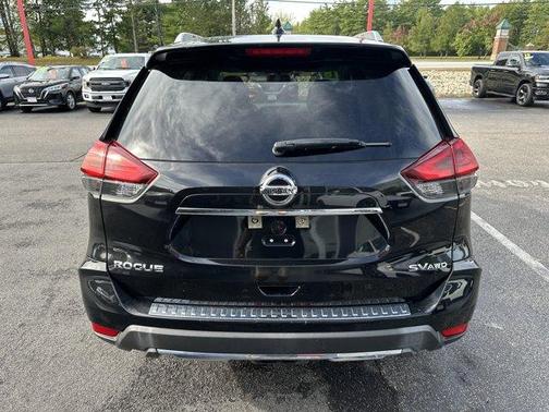2018 Nissan Rogue SV