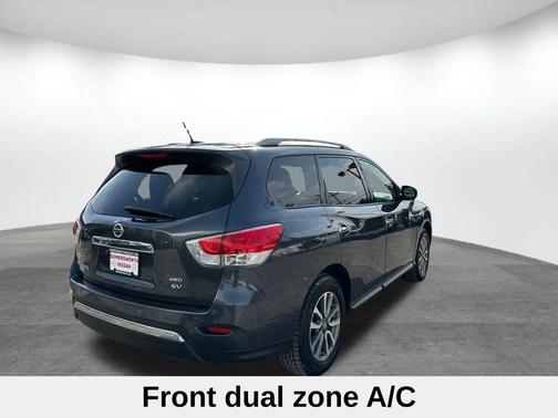 2013 Nissan Pathfinder SV