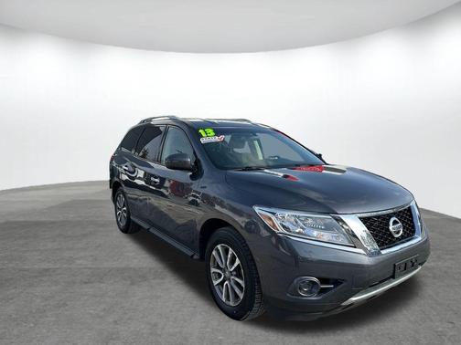 2013 Nissan Pathfinder SV