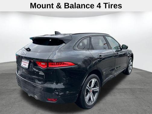 2017 Jaguar F-PACE 35t R-Sport