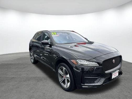 2017 Jaguar F-PACE 35t R-Sport