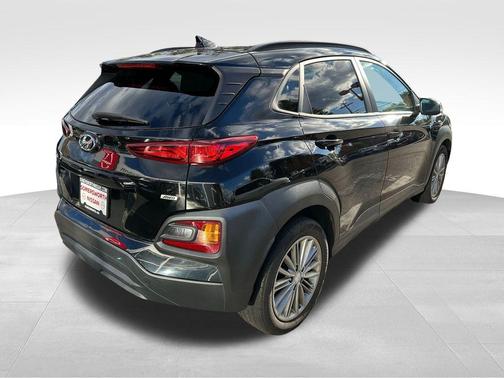 2020 Hyundai KONA SEL Plus