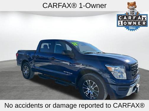 2024 Nissan Titan SV