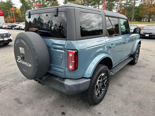 2022 Ford Bronco Outer Banks