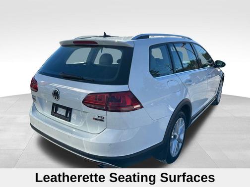 2017 Volkswagen Golf Alltrack TSI SE