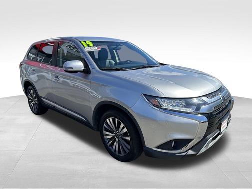 2019 Mitsubishi Outlander