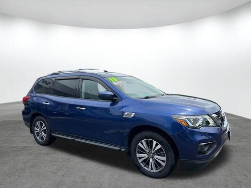 Caspian Blue 2018 Nissan Pathfinder SV