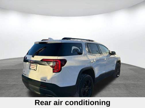 2020 GMC Acadia AT4