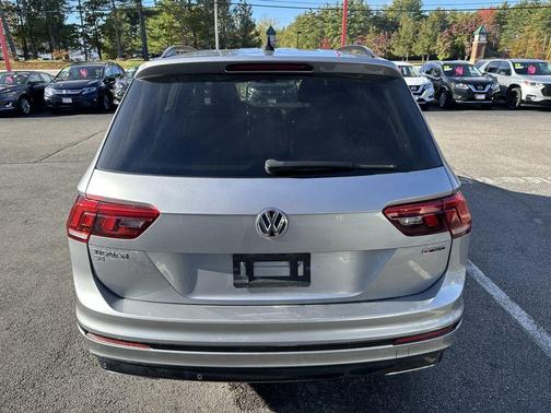 2020 Volkswagen Tiguan 2.0T SE R-Line Black