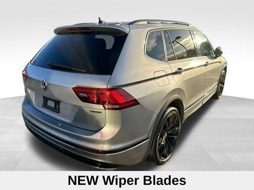 2020 Volkswagen Tiguan 2.0T SE R-Line Black