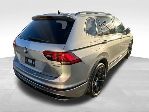 2020 Volkswagen Tiguan 2.0T SE R-Line Black