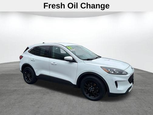 Oxford White 2021 Ford Escape SE