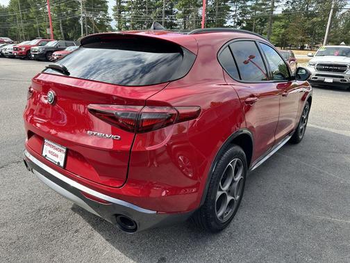 2022 Alfa Romeo Stelvio Ti
