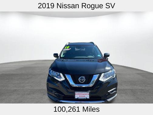Magnetic Black Pearl 2019 Nissan Rogue SV