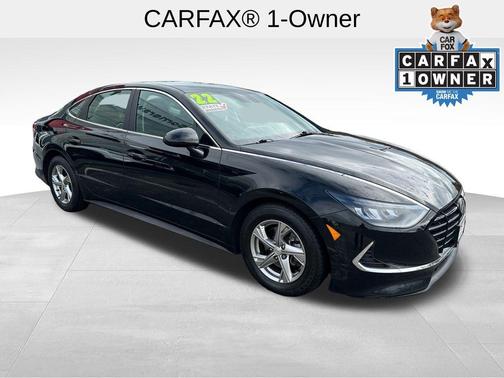 2022 Hyundai SONATA SE