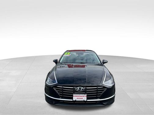 2022 Hyundai SONATA SE