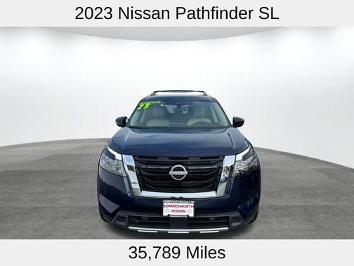 2023 Nissan Pathfinder SL