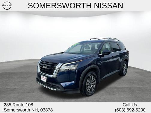 2023 Nissan Pathfinder SL