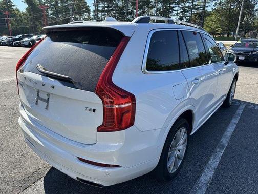 2019 Volvo XC90 T6 Momentum