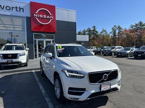 2019 Volvo XC90 T6 Momentum