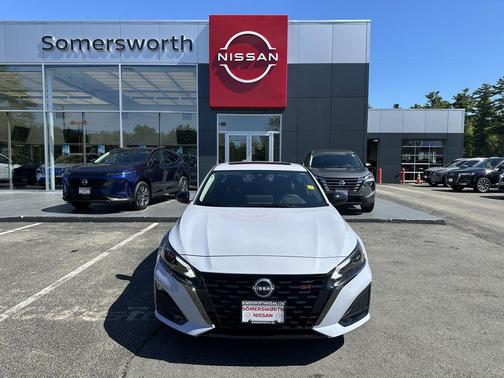 2025 Nissan Altima SR