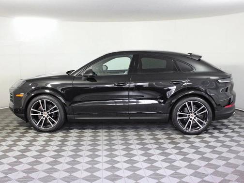 2025 Porsche Cayenne 