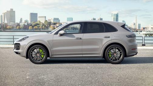 2023 Porsche Cayenne 