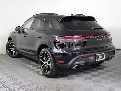 2025 Porsche Macan 