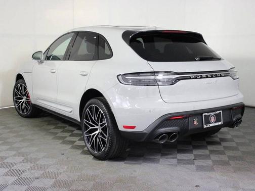 Chalk 2026 Porsche Macan